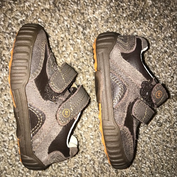 Stride Right Never Worn - Picture 2 of 3